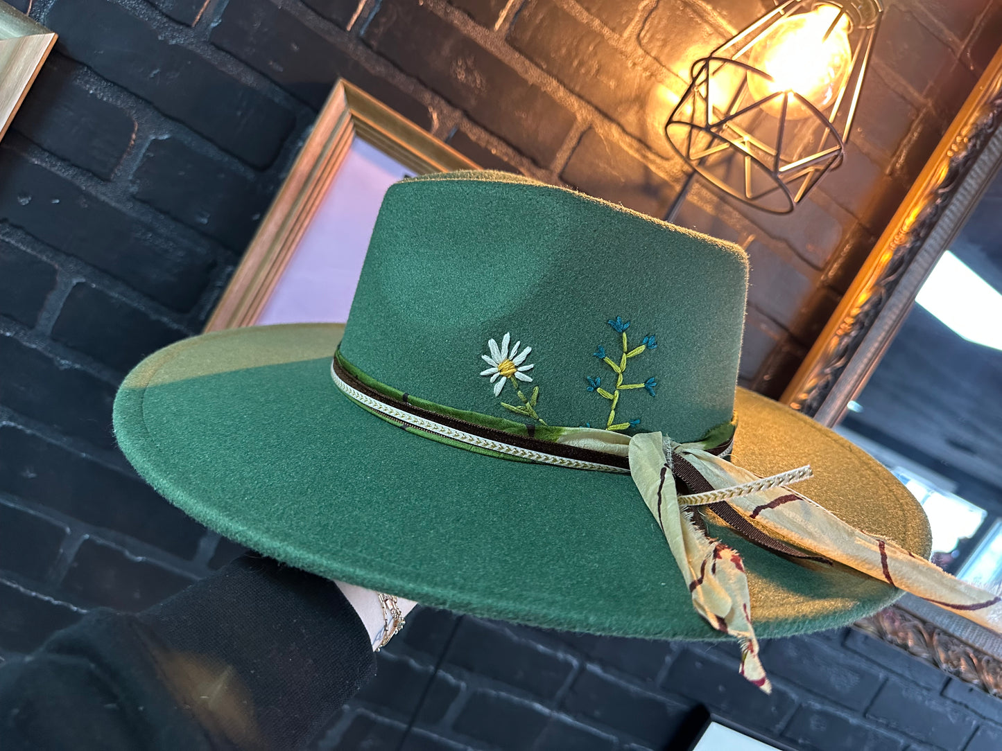 The Daisy Hat